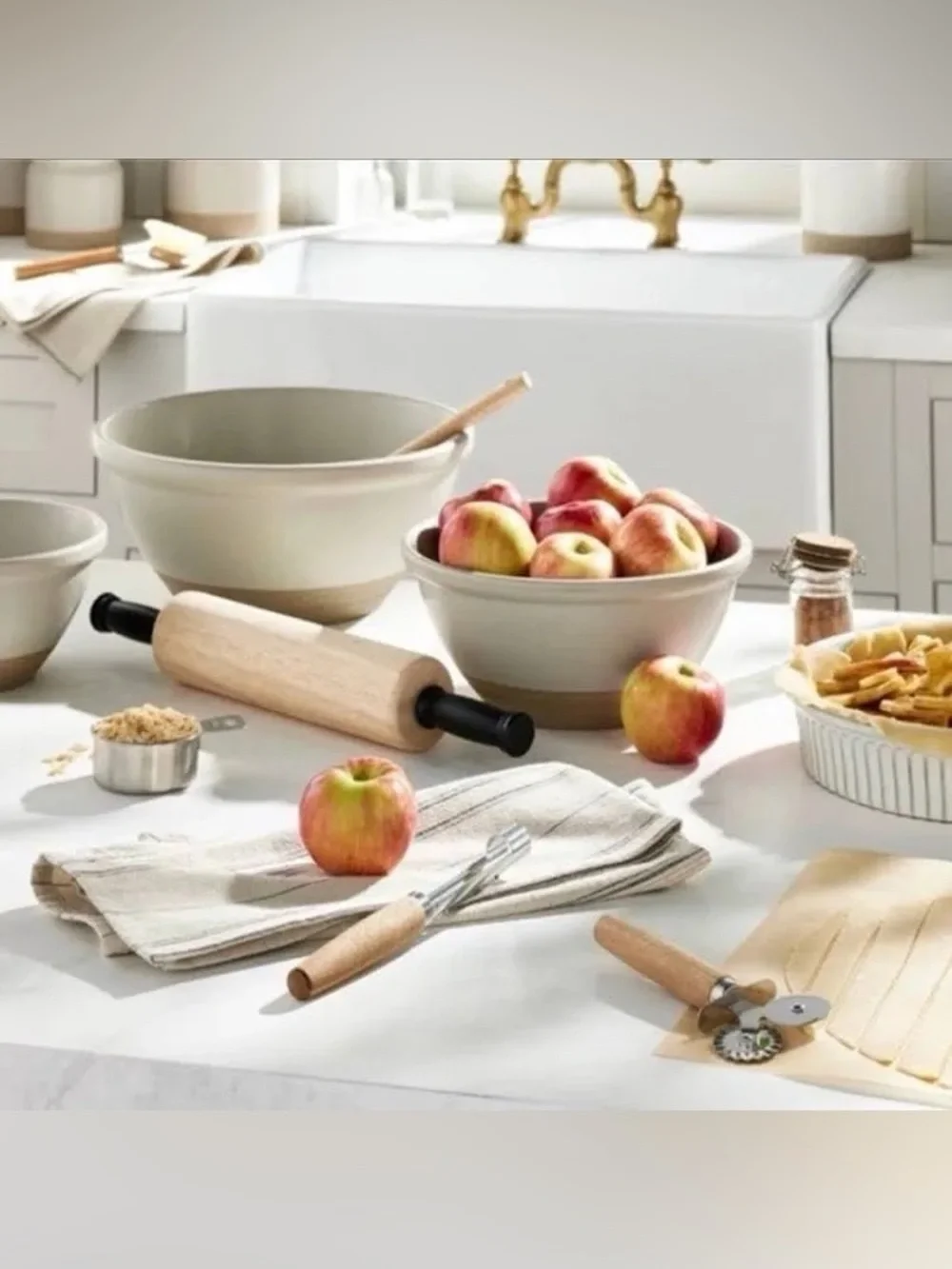 Hearth & Hand - Pastry Wheel | New